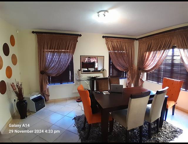 4 BEDROOM FREESTANDING FOR SALE IN SAFARI GARDENS